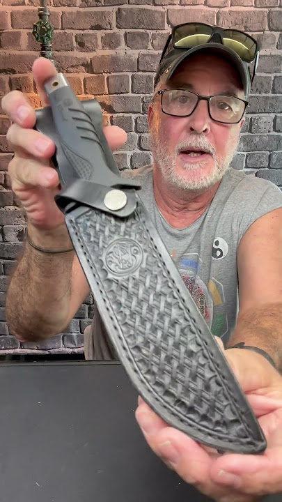 Smith & Wesson USA Made 970 Hunter Knife First Production Run