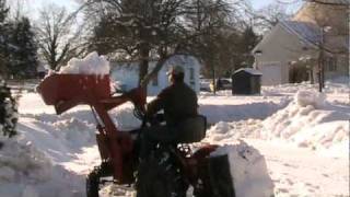 Power King loader snow1.mpg