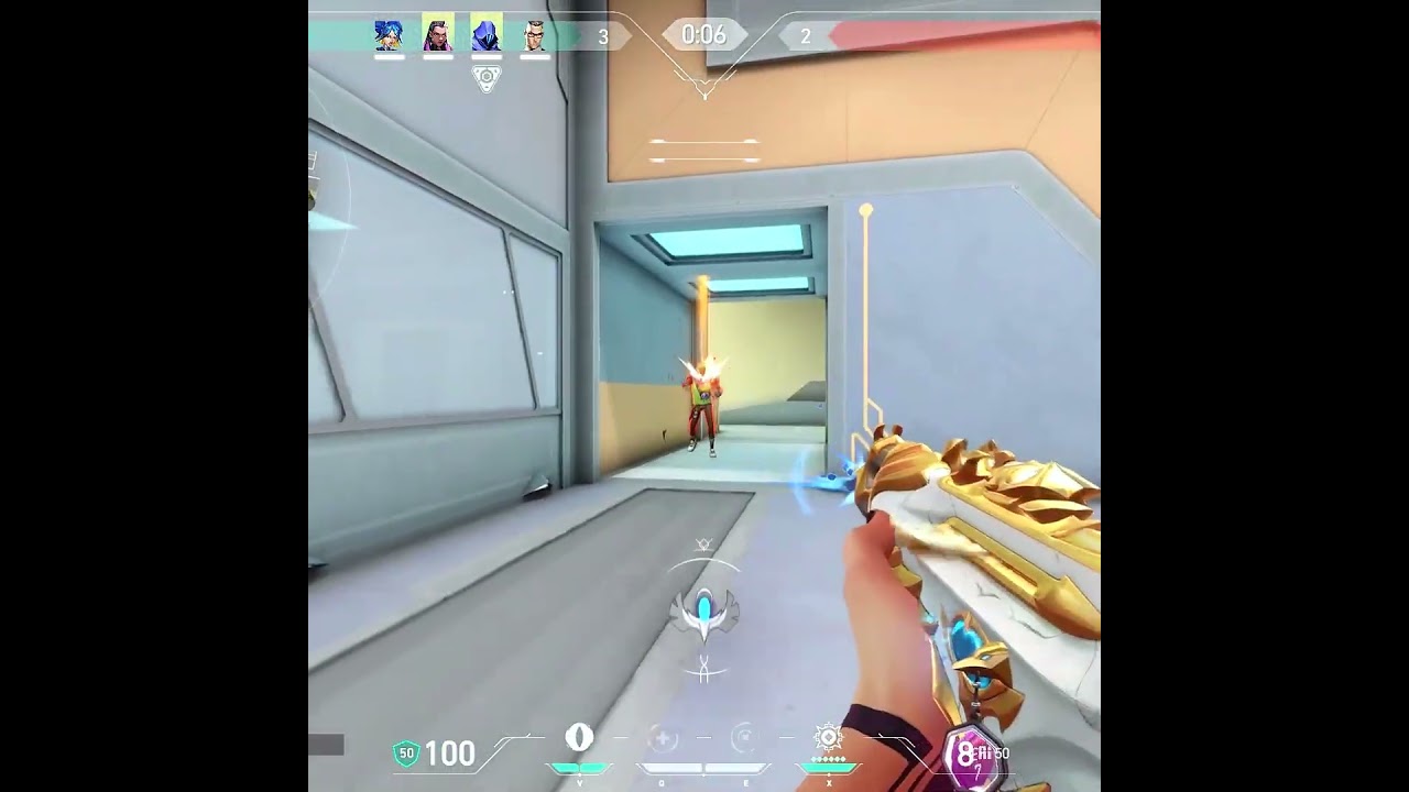 Рейна спокойно целилась