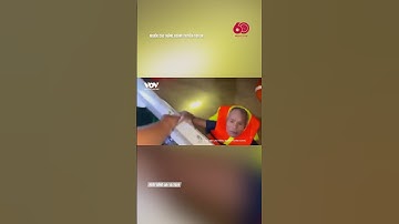 GIẢI CỨU THÀNH CÔNG CỤ GIÀ MẮC KẸT TRONG NHÀ KHI NƯỚC NGẬP ĐÃ NGẬP ĐẾN CỔ LÚC ĐƯỢC ĐƯA LÊN XUỒNG BÀN