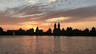 NYC: Spring Sunset in Central Park (puesta de sol/atardecer)
