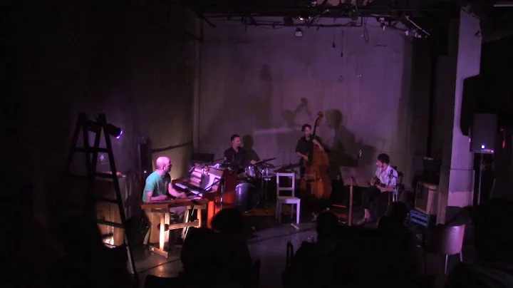 eclectique quartet live from "the basement in xris...