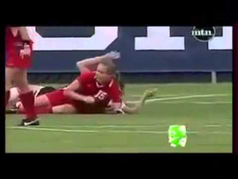 funny-football-fight-between-womens