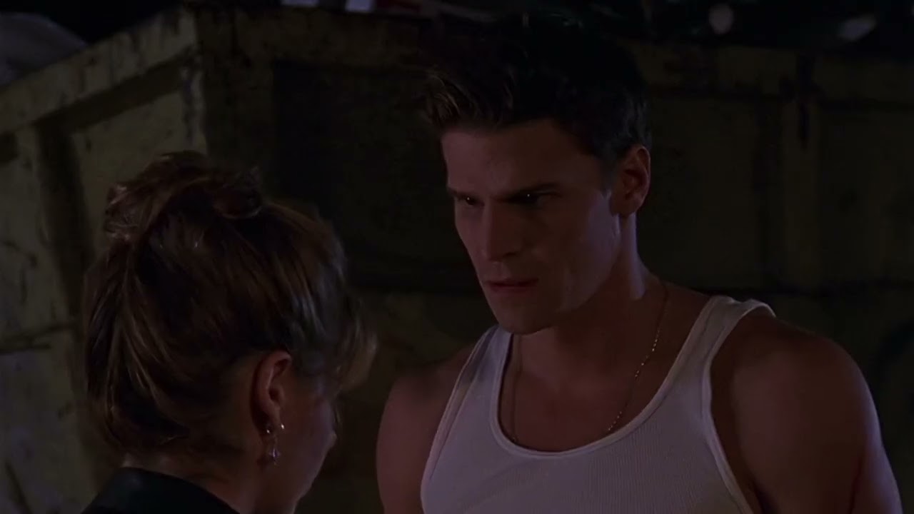 Angel gives his jacket to Buffy | BTVS season 1 episode 4