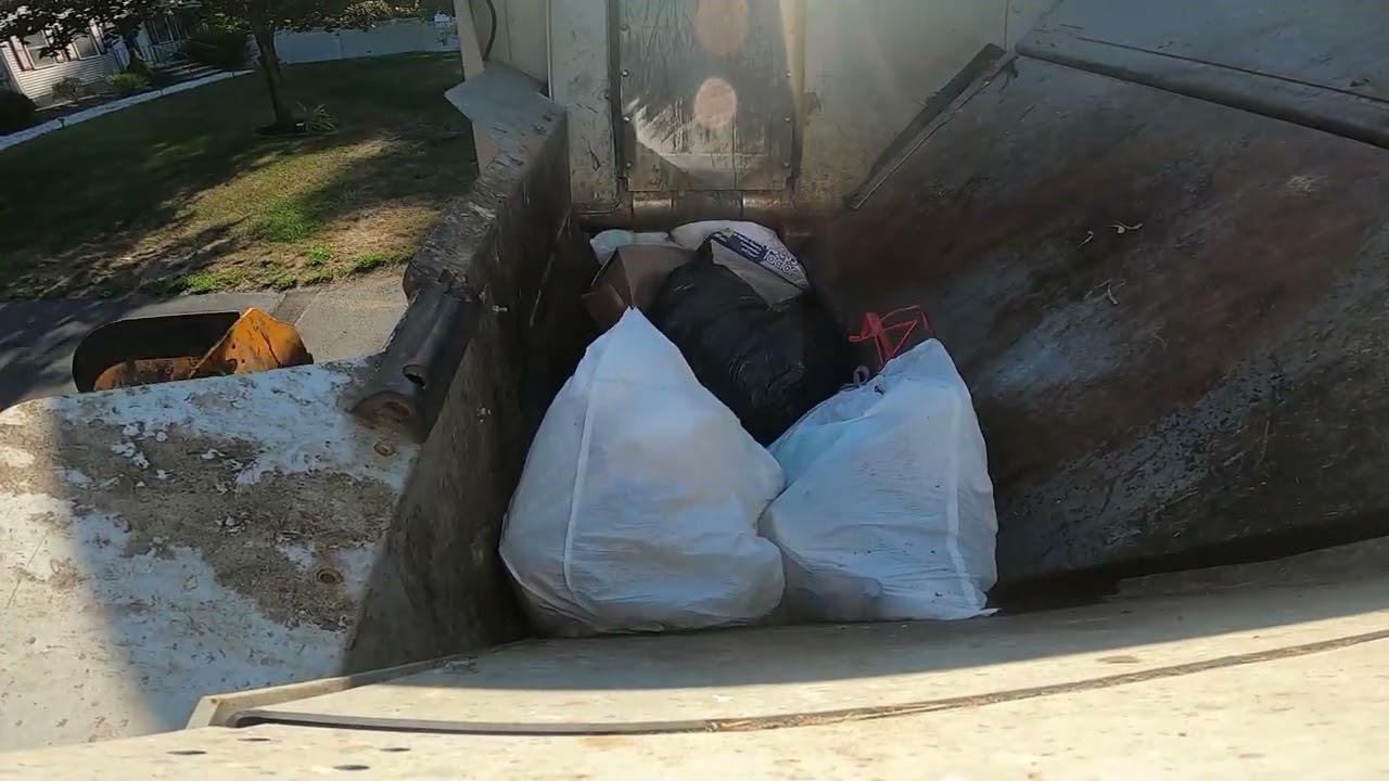 Hopper View Subscription Trash Pickup 2 (H61)