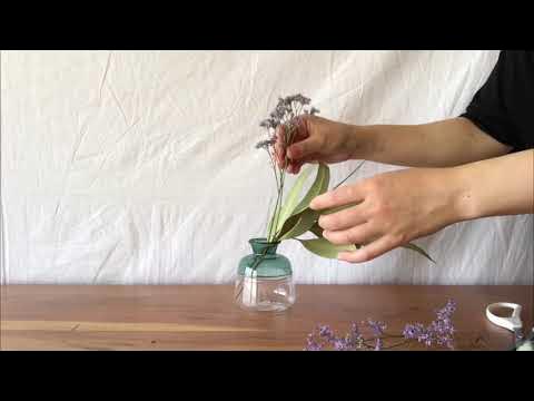ドライフラワー 紫陽花 ユーカリ スターチス のフラワーベースへの飾り方 Youtube