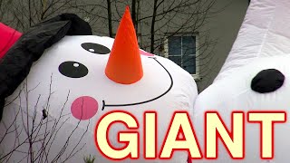 Giant inflatable snowman (10 m / 33 ft) / Merry Christmas and happy new year!