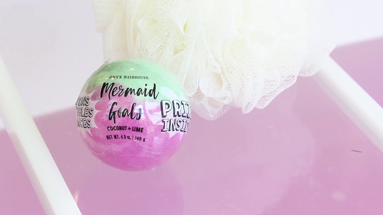 Onyx Bathhouse Mermaid Goals Bath Bomb Demo