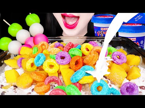 ASMR Bingsu Shaved Ice *Cracking 시원한 얼음 <strong>빙수</strong> 먹방 Mukbang, Eating