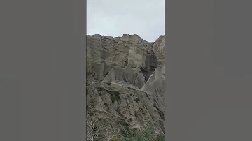 هنا وجدو اثار سفينة نوح وجماجم قوم نوح عليه السلام سبحان الله 