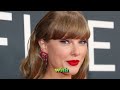 Make Sure You're AIone Before Looking At Taylor Swift's These Pics