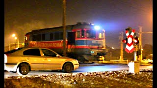 Romanian railroad crossing-Trecere la nivel cu calea ferată-România