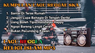 Santai di Teras Rumah dengan Irama Reggae