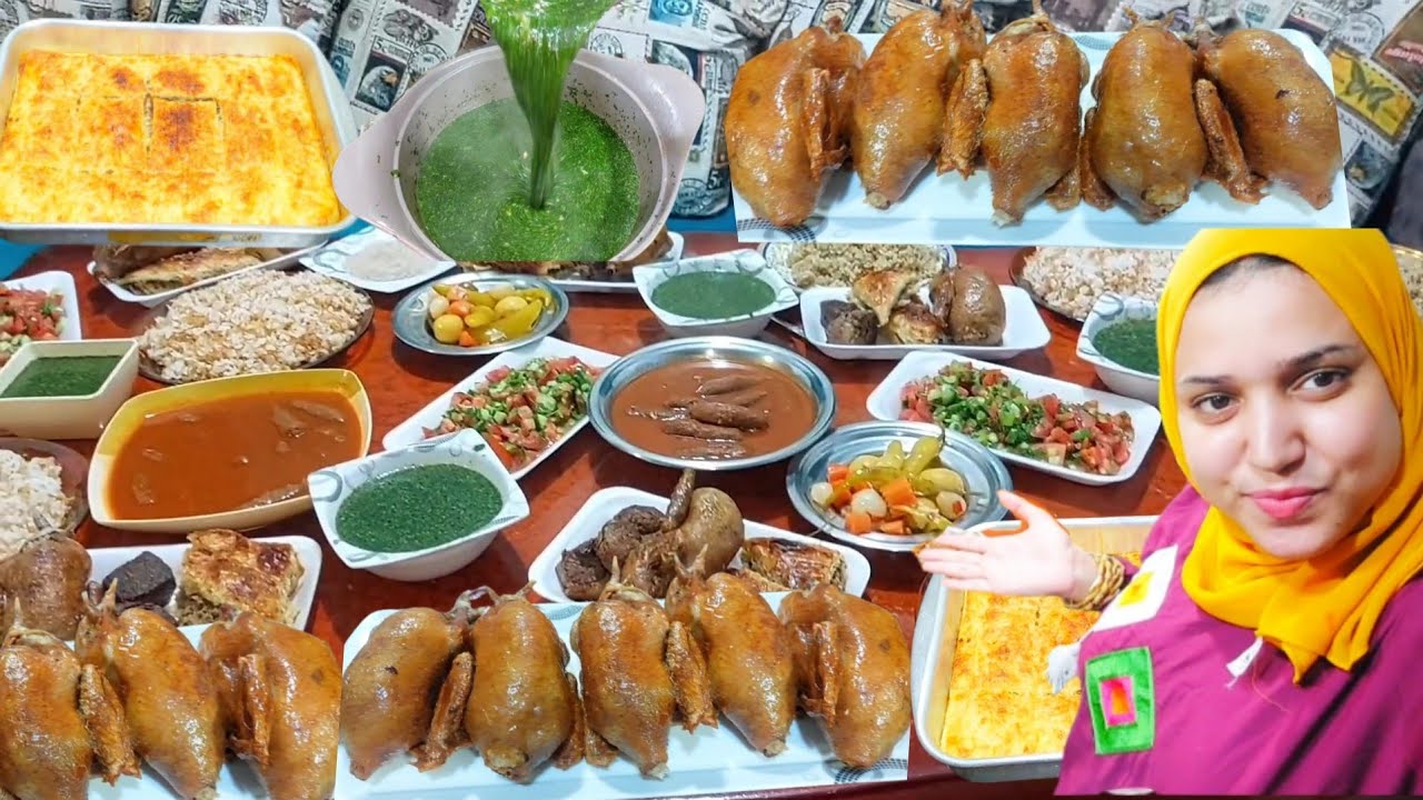 عزومه اول يوم رمضان كل سنه وانتم بخير🌙 حمام محشى #جلاش_باللحمه_المفرومه وكفته رز ولحمه محمره 👍