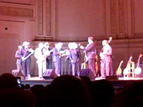 Steve Martin and Ralph Stanley at Carnegie Hall October 2009 last song