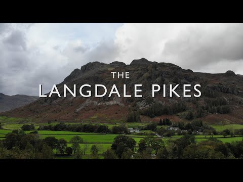 Lake District Walks | The Langdale Pikes (a 7 Wainwright walk)