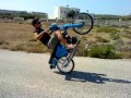 sakel kolofanaro kapakos ! honda glx 50 wheelie !
