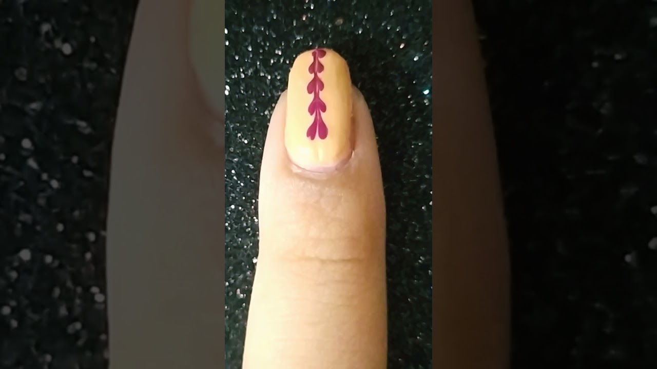 Easy nail art using needle