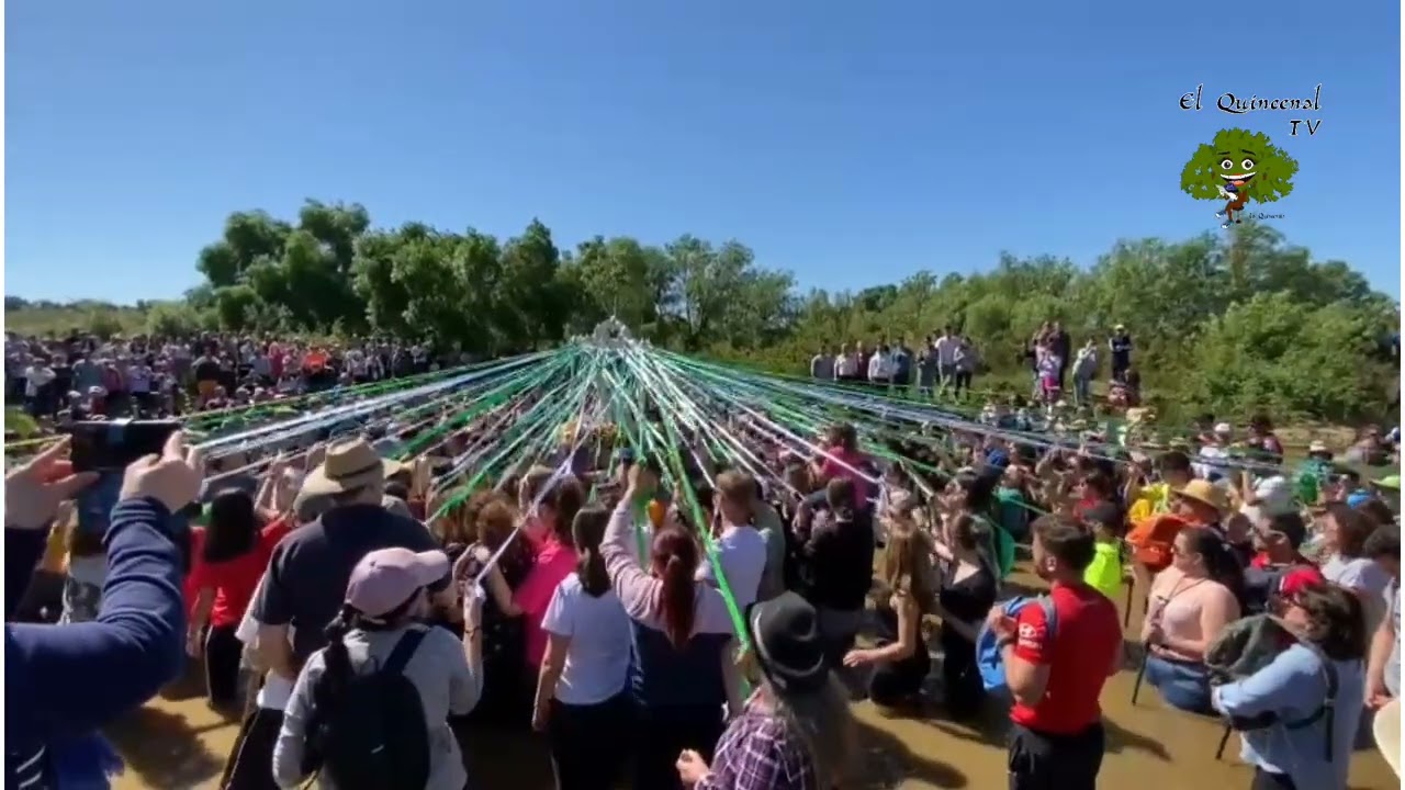 Impresionante el paso de la Virgen de Alcantarilla por el río Zújar