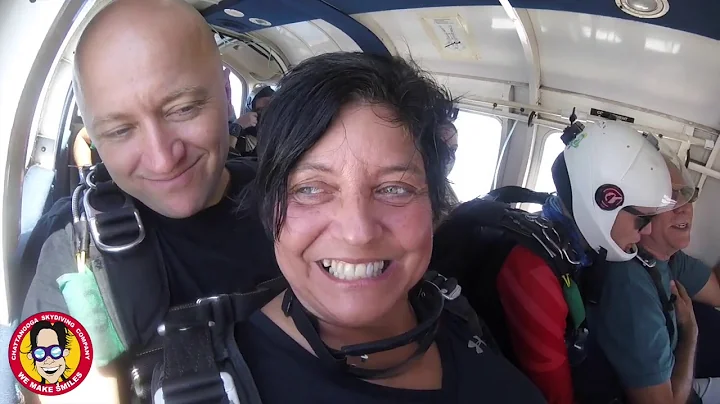 Tandem Skydive | Kimberly from Dalton amg