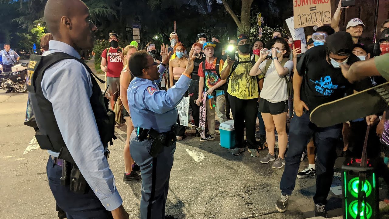 Raleigh police chief meets with protesters violating curfew - YouTube