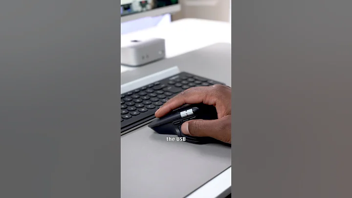 The BEST mouse just got better #MXMaster4 #Logitech #iphone17pro