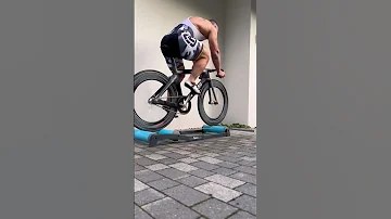 QUADZILLA MAX- SPEED 250RPM on the rollers 🚀🚴‍♂️