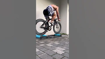 QUADZILLA MAX SPEED 250RPM On The Rollers 