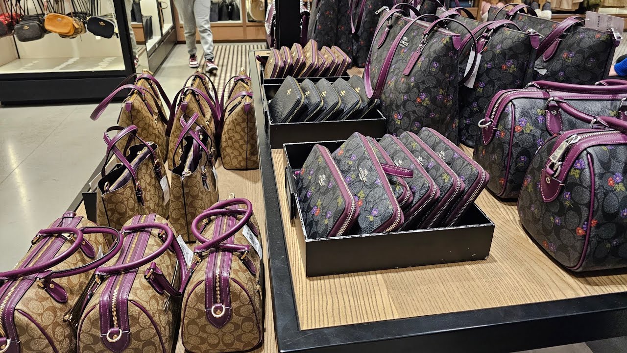 COACH OUTLET NEW UP TO 70 OFF ON BAGS WALLET CLEARANCES NEW