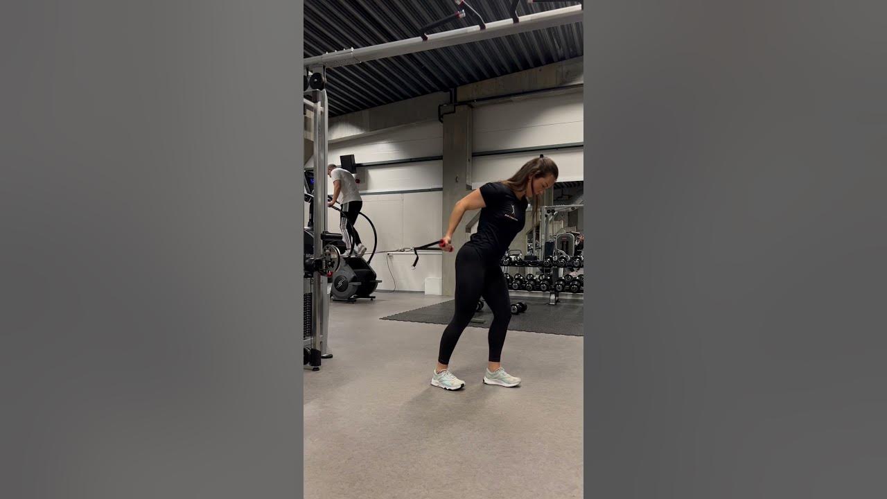 Bayesian cable bicep curl (loaded lengthened) YouTube