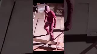 The Flash And Supergirl Behind The Scenes