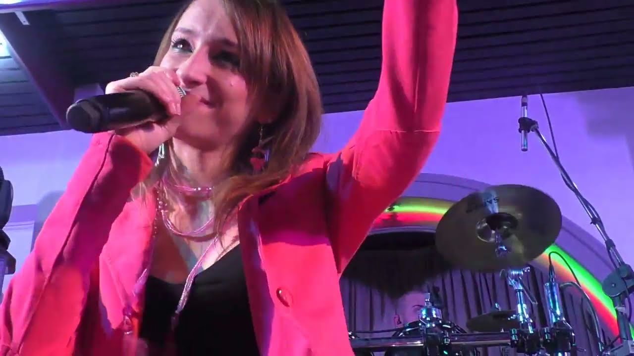 canzone vorrei tornare indietro per un momento