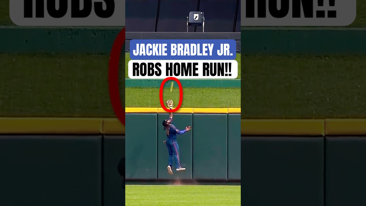 JBJ is the 2nd player in Banana Ball HISTORY to rob a home run