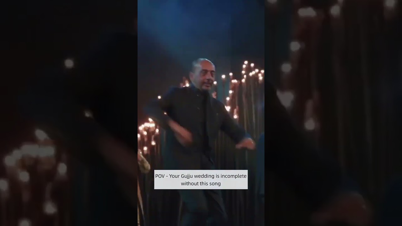 Gujarati wedding is not complete without a gujju song and garba..😊❣