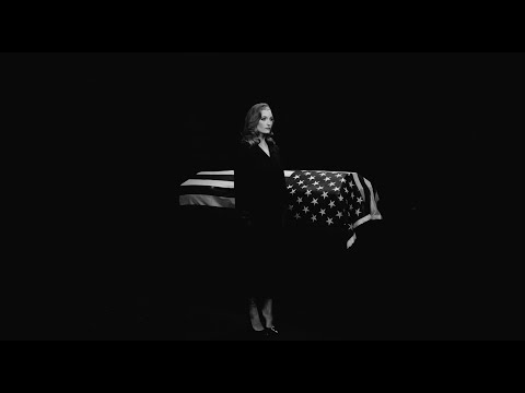 Guarda GRAE - Motorcade (Official Video) su YouTube Guarda GRAE - Motorcade (Official Video) su YouTube