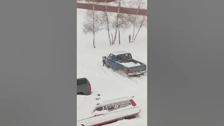 Old F250 vs deep snow