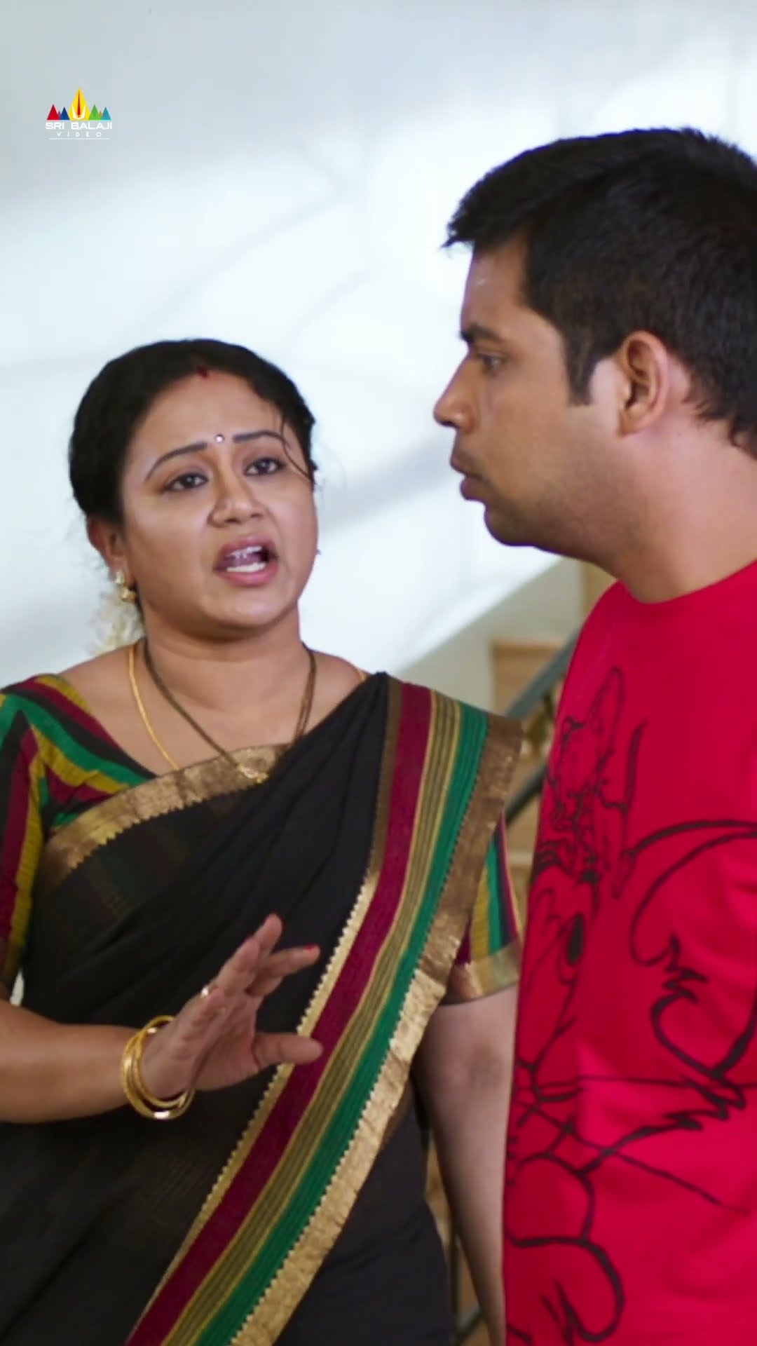 కొత్తగా ఎం అక్కర్లేదు ఉన్నది చేస్తే చాలు ! #RajaMeeruKeka | #hemanth | #comedy | #shorts | #ytshorts