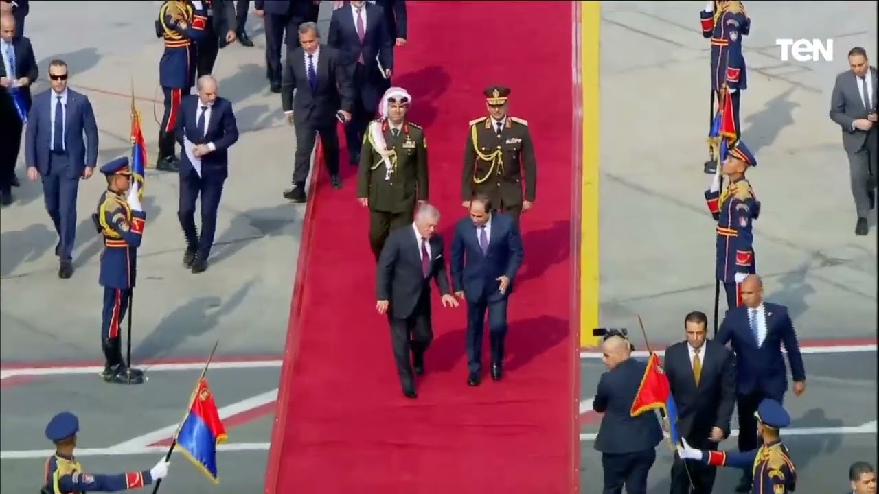 الرئيس عبد الفتاح السيسي يستقبل العاهل الأردن الملك عبدالله الثاني بمطار القاهرة