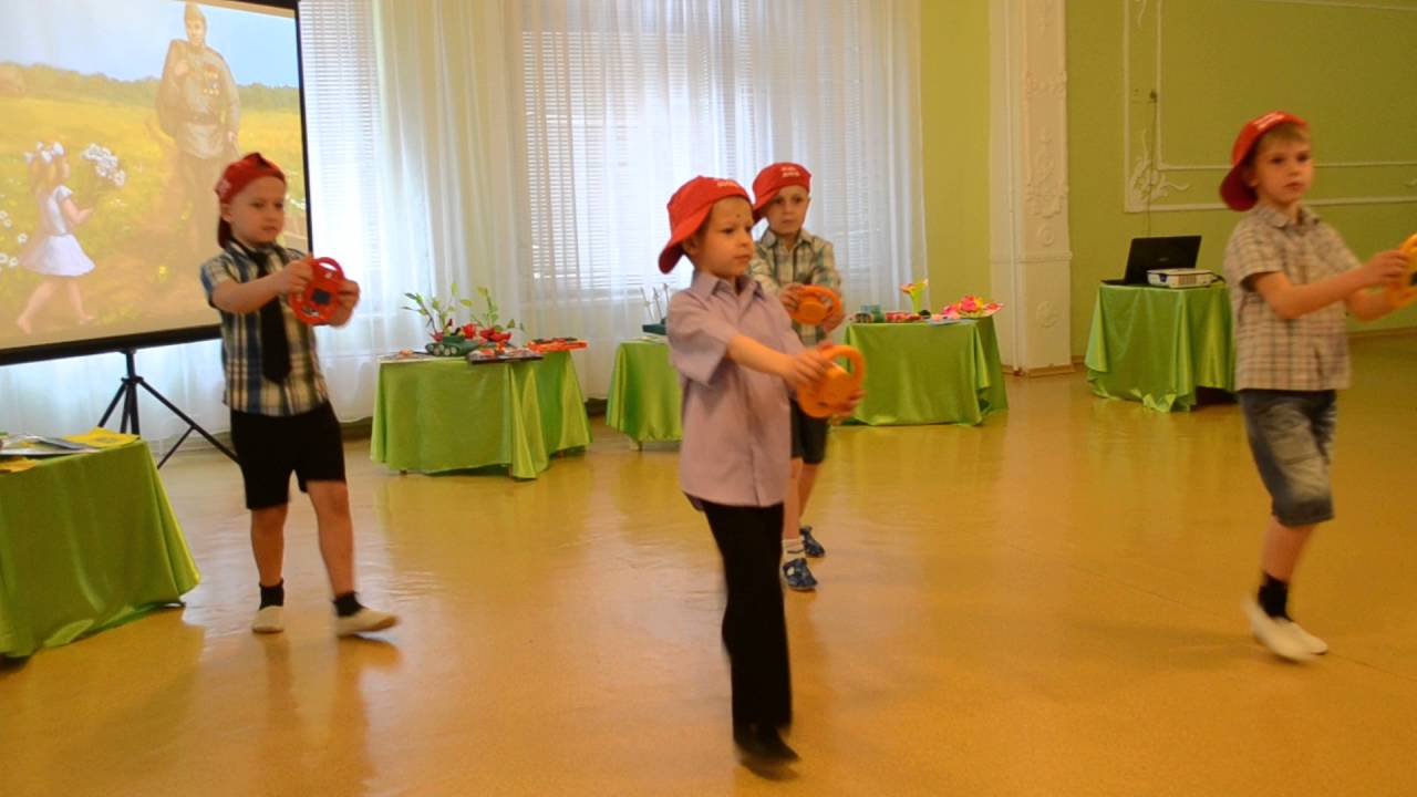 танец мальчиков на праздник осени в детском саду. зажигательный детский танец в детском саду. танец в детском саду видео зажигательный танец. танец для выпускного в дет саду. зажигательный детский танец в детском саду.