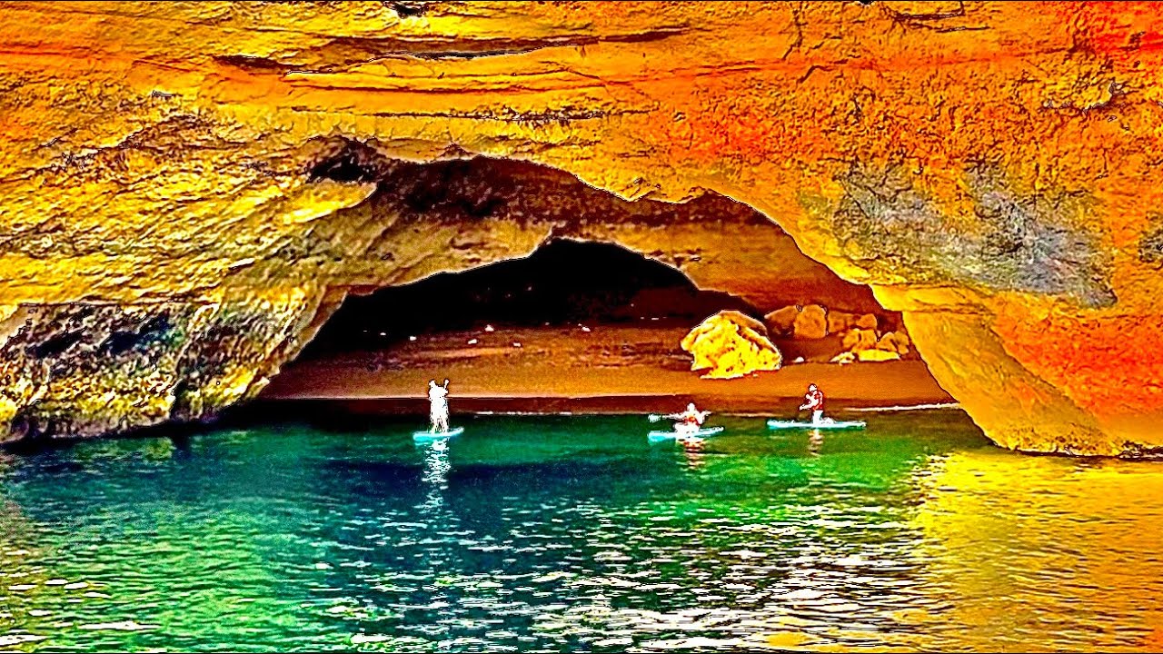 Мы отправляемся на яхте в красивейшее путешествие вдоль побережья Португалии!