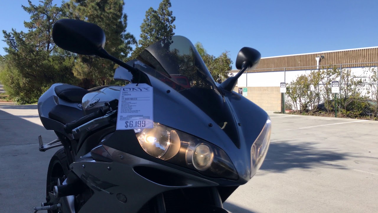 Onyx Moto / 2004 Yamaha R1 / Yoshimura Exhaust Sound Clip - YouTube