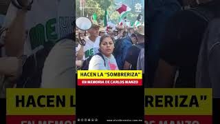 Hacen La Sombreriza En Marcha Del Sombrero En Cdmx En Memoria De Carlos Manzo