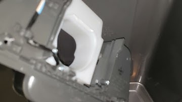 2021 samsung fridge making noise from ice maker