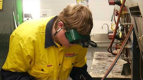 MEM20413 Certificate II in Engineering Pathways