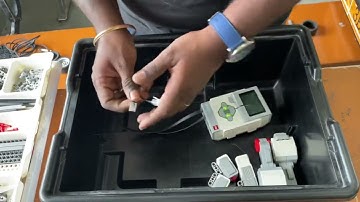 Lego ev3 mindstorms checking the ev3 brick and all motors and all sensors