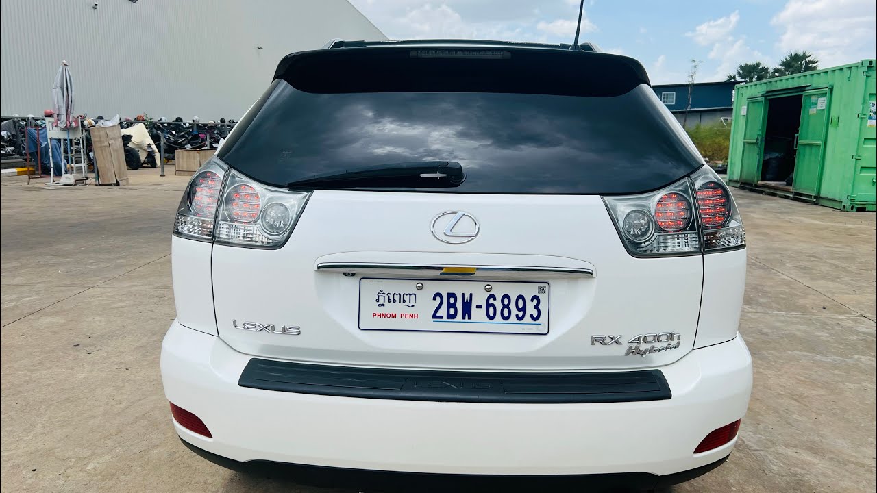 តើ Lexus RX400h និង Lexus RX330 បងប្អូនគួរជិះមួយណា?