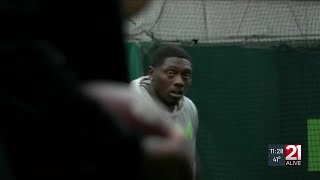 Pollard's Protégé: Fort Wayne's Craig Young hones skills with Super Bowl Champ Bernard Pollard
