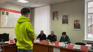 Молодые люди из Бирюлева Восточного, получившие повестки, посетили заседание призывной комиссии
