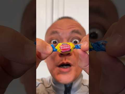 ASMR 🍫🍭🍒🍇アメリカ発祥のダブルバブルガムの味と咀嚼音 #asmr #shorts