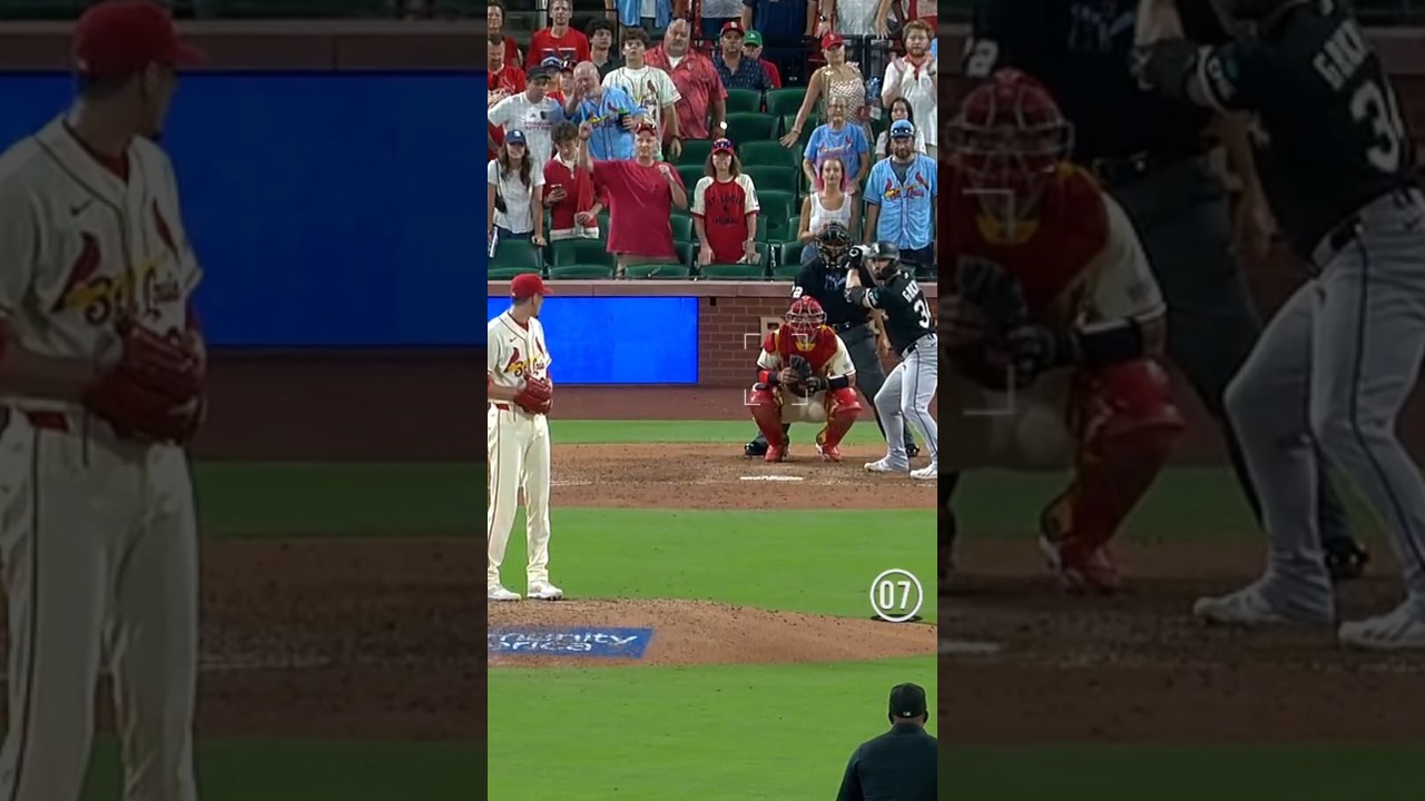 RANDAL GRICHUK GIVES US THE LEAD! #mlb #highlights #homerun